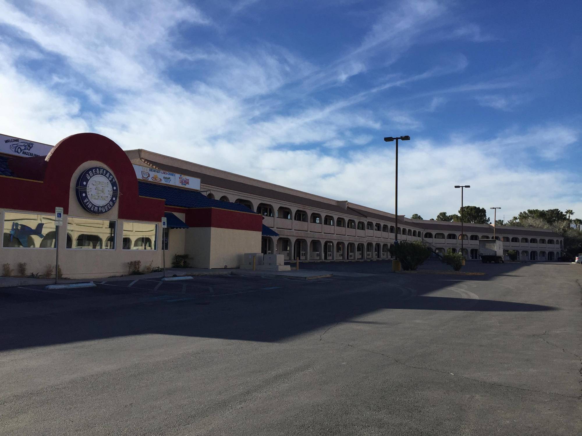 Super 8 By Wyndham Las Vegas Nellis Afb Area Dış mekan fotoğraf